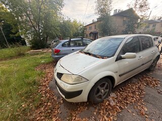 2007 Renault Megane II Рестайлинг, белый, 250000 рублей, вид 1