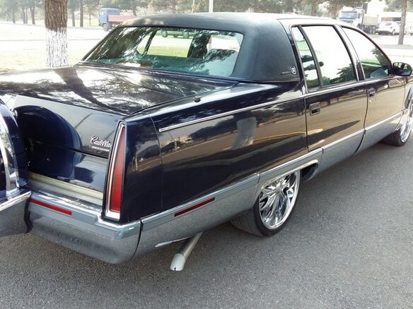 1994 Cadillac Fleetwood II, голубой - вид 4