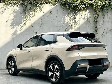 2026 Changan Qiyuan Q05 40.3 kWh II, серебристый, 2270000 рублей, вид 3