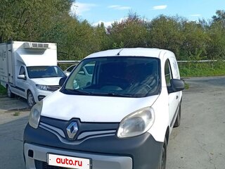 2013 Renault Kangoo II Рестайлинг, белый, 330000 рублей, вид 2