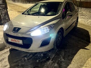 2011 Peugeot 308 I Рестайлинг, белый, 320000 рублей, вид 1