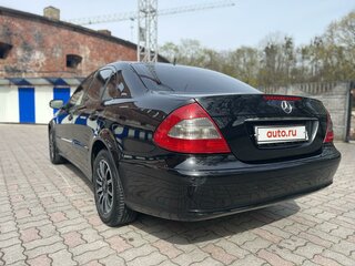 2007 Mercedes-Benz E-Класс 200 III (W211, S211) Рестайлинг, чёрный, 1210000 рублей, вид 2