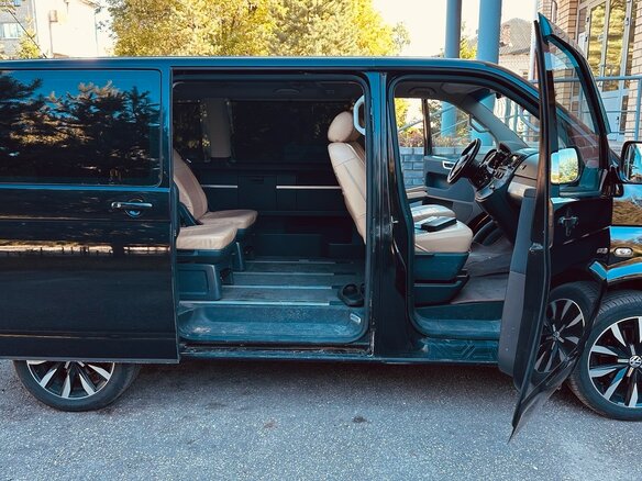 2011 Volkswagen Multivan T5 Рестайлинг, чёрный - вид 15