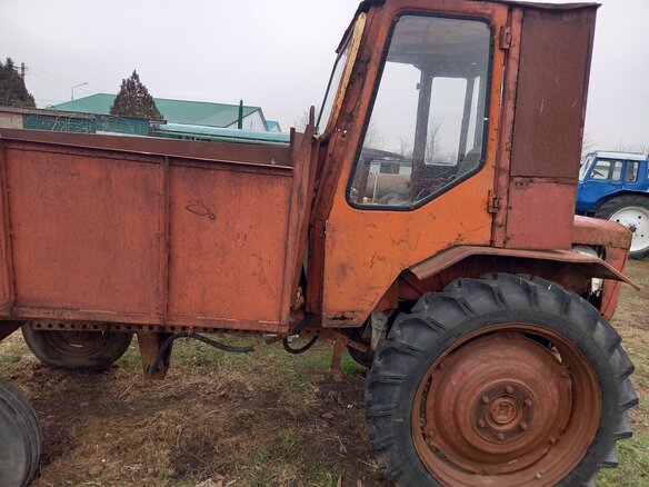 1989 ХТЗ Т-16, красный, 90000 рублей - вид 1