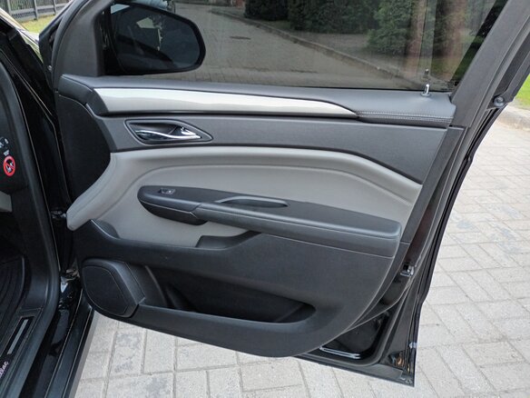 2010 Cadillac SRX II, чёрный, 1750000 рублей - вид 29