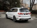 2019 BMW X7 M50d I (G07), белый - вид 7