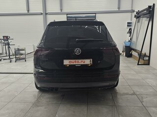 2017 Volkswagen Tiguan II, чёрный, 1750000 рублей, вид 5