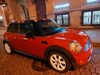2009 Mini Hatch One II (R56), красный, 649000 рублей, вид 3