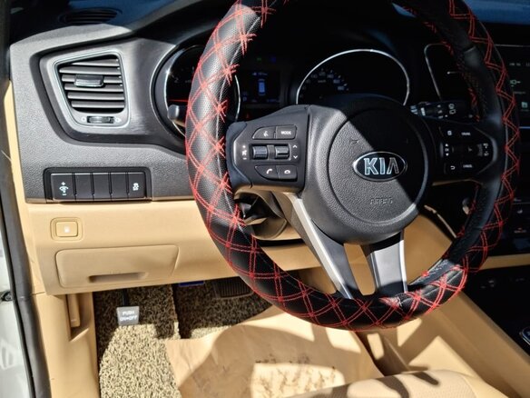 2019 Kia Carnival III, белый, 3500000 рублей - вид 9