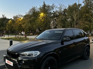 2018 BMW X5 25d III (F15), чёрный, 6000000 рублей, вид 3