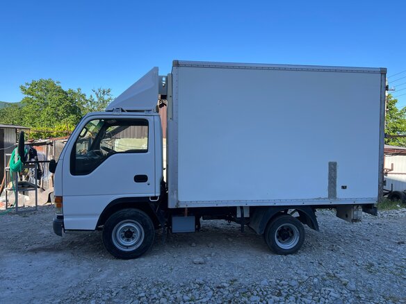 2000 Isuzu Elf (N-series), белый, 1399000 рублей - вид 18