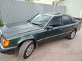 1990 Mercedes-Benz W124 230, зелёный, 350000 рублей - вид 7