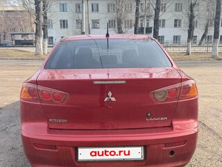 2008 Mitsubishi Lancer X, красный, 680000 рублей, вид 3