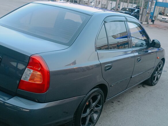2006 Hyundai Accent ТагАЗ II, серый, 550000 рублей - вид 8