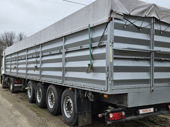 2011 Renault Premium, белый, 4900000 рублей - вид 2