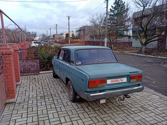2004 Lada (ВАЗ) 2107, серый, 150000 рублей - вид 3