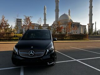 2022 Mercedes-Benz V-Класс Extra Long 300 d экстра длинный III (W447) Рестайлинг, чёрный, 12510000 рублей, вид 2