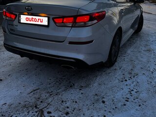 2018 Kia Optima IV Рестайлинг, серебристый, 1380000 рублей, вид 5