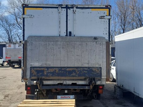 2015 Fuso (Mitsubishi) Canter, белый, 2350000 рублей, вид 4