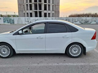 2010 Ford Focus II Рестайлинг, белый, 770000 рублей, вид 5