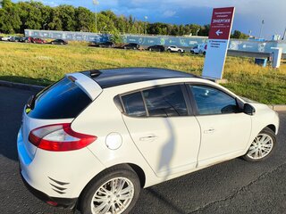 2011 Renault Megane III, белый, 700000 рублей, вид 4