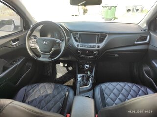 2017 Hyundai Solaris II, белый, 1850000 рублей, вид 5