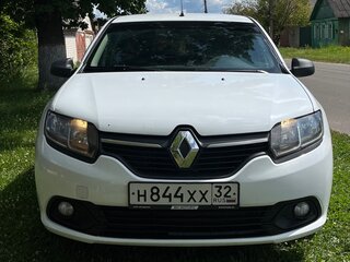 2017 Renault Logan II, белый, 490000 рублей, вид 1