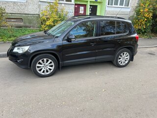 2009 Volkswagen Tiguan I, чёрный, 1350000 рублей, вид 4
