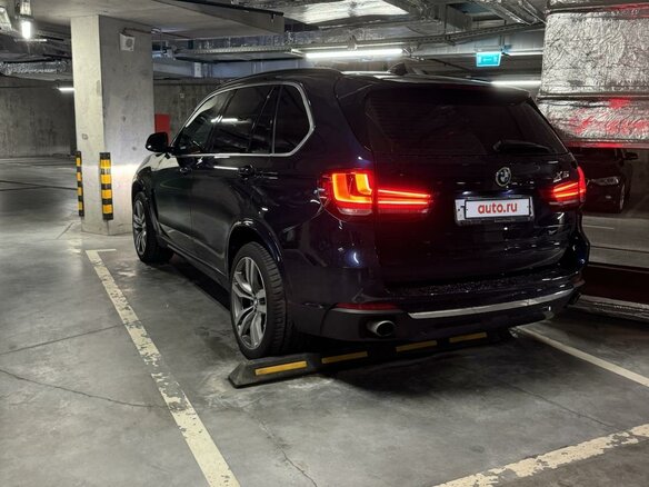 2014 BMW X5 35i III (F15), синий, 2790000 рублей - вид 11