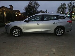 2019 Ford Focus IV, серебристый, 1090000 рублей, вид 5