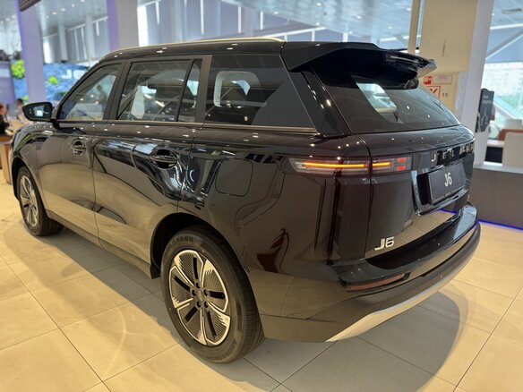 2026 Jeland J6, чёрный, 2749000 рублей - вид 13
