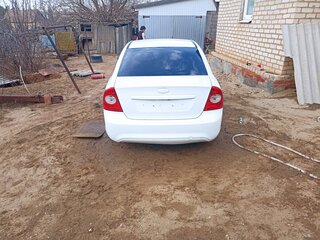 2011 Ford Focus II Рестайлинг, белый, 450000 рублей, вид 3