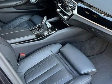 2020 BMW 5 серии 530i xDrive VII (G30/G31/G38), чёрный, 4700000 рублей - вид 9