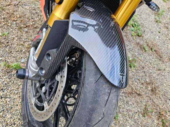 2023 Triumph Speed Triple, оранжевый, 1600000 рублей - вид 12