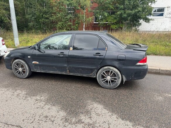 2004 Mitsubishi Lancer IX, чёрный, 189000 рублей - вид 3