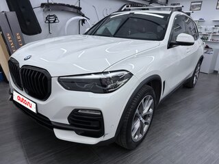 2019 BMW X5 40i IV (G05/G18), белый, 4600000 рублей, вид 1