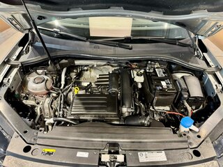 2020 Volkswagen Tiguan II, серебристый, 2590000 рублей, вид 4