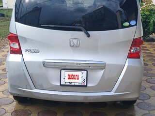 2009 Honda Freed I, серебристый, 1070000 рублей, вид 3