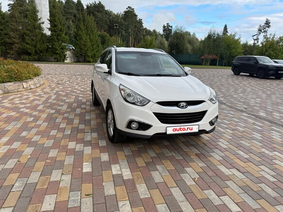 2013 Hyundai ix35 I, белый, 1100000 рублей - вид 3