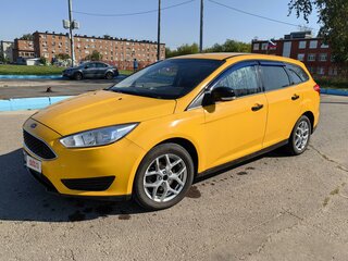 2016 Ford Focus III Рестайлинг, жёлтый, 770000 рублей, вид 1