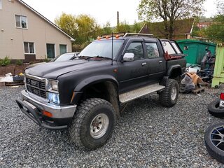 1991 Toyota Hilux V, чёрный, 1250000 рублей, вид 3