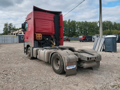 2018 Mercedes-Benz Actros, красный, 4250000 рублей, вид 4