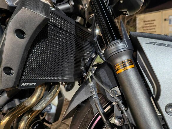2016 Yamaha MT-07 (FZ-07), чёрный, 670000 рублей - вид 16