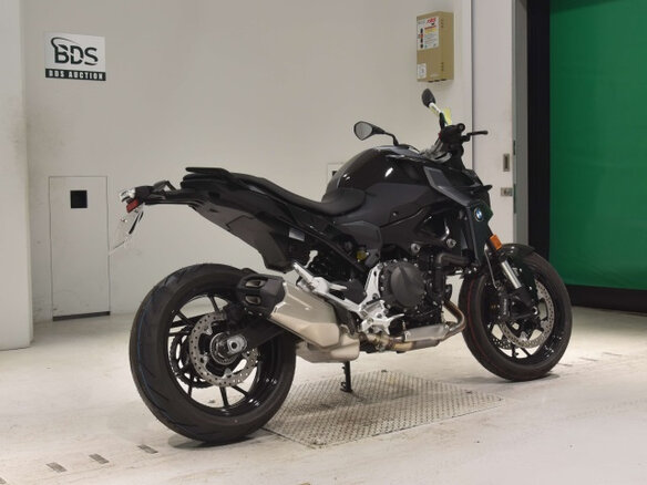 2024 BMW F 900 R, чёрный, 1250000 рублей - вид 4