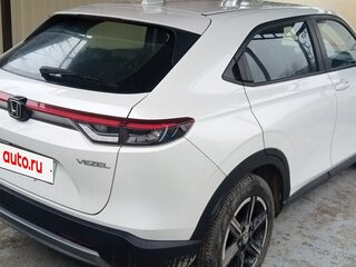 2025 Honda Vezel II, белый, 2400000 рублей, вид 3