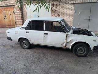 2003 Lada (ВАЗ) 2107, белый, 90000 рублей, вид 3