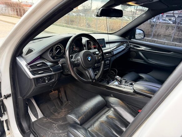 2014 BMW X5 40d III (F15), белый, 3800000 рублей - вид 19