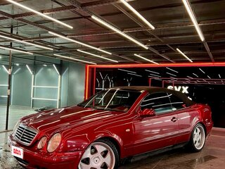 1999 Mercedes-Benz CLK-Класс 230 I (W208), красный, 1000000 рублей, вид 4
