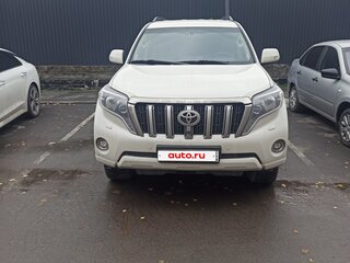 2015 Toyota Land Cruiser Prado 150 Series Рестайлинг 1, белый, 3950000 рублей, вид 1