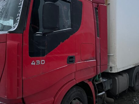 2008 Iveco Stralis, красный, 2350000 рублей, вид 3